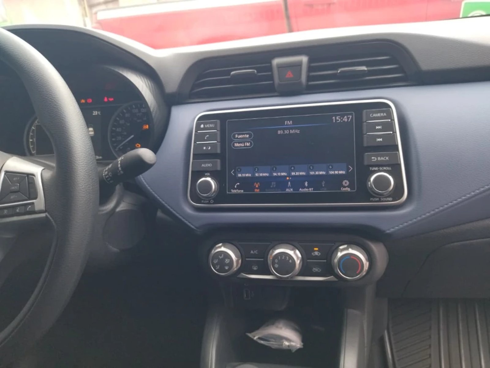 Nissan Versa 2024 - Imagen 12 de 20