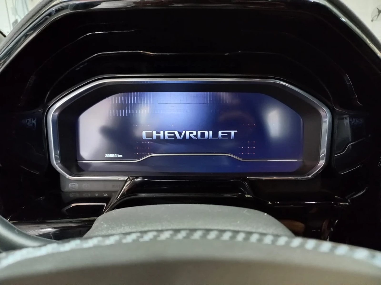 Chevrolet SILVERADO 6.2 ZR2 4X4 AT 4P 2023 - Imagen 19 de 20