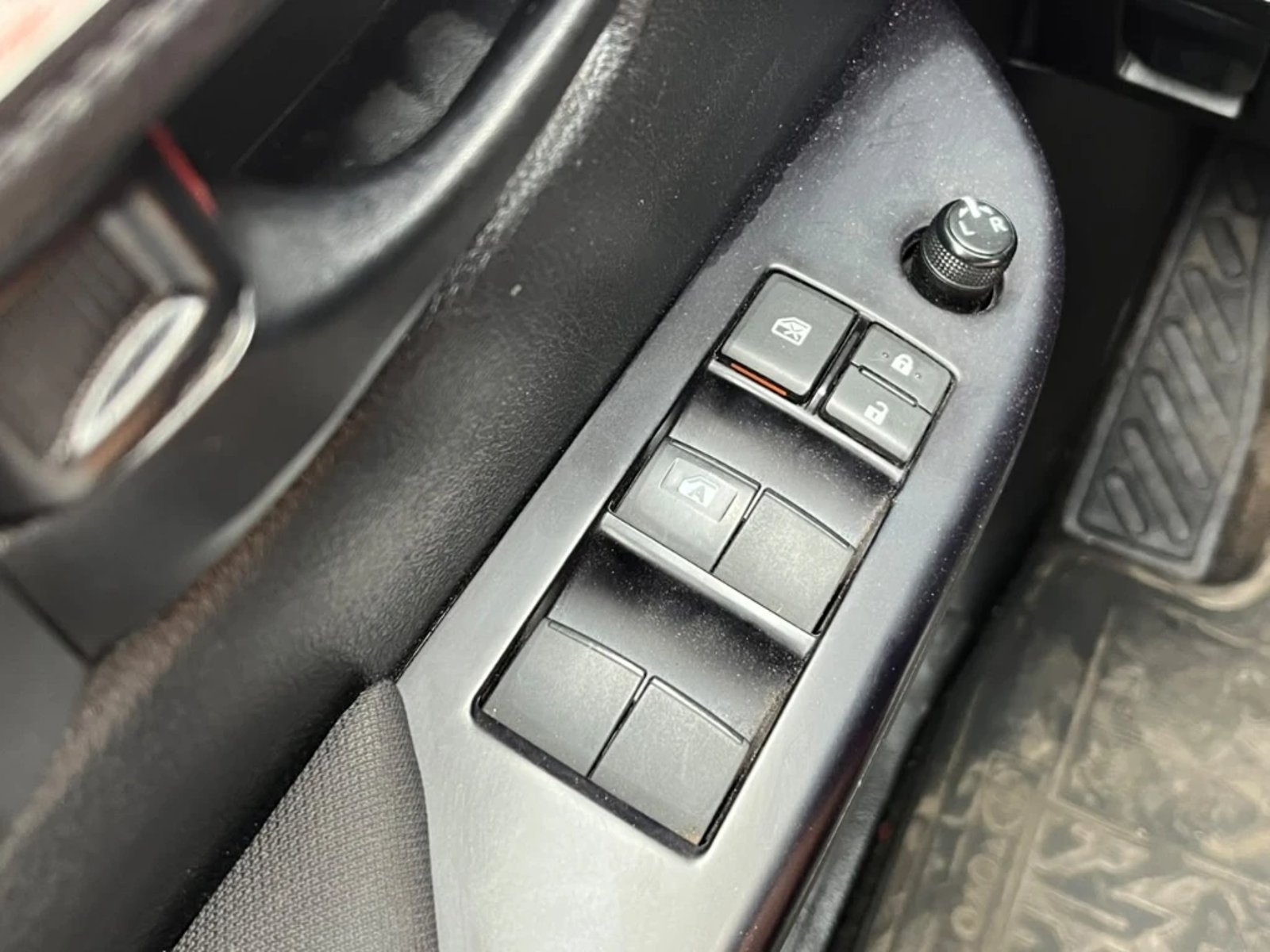 Toyota Hilux 2024 - Imagen 20 de 20