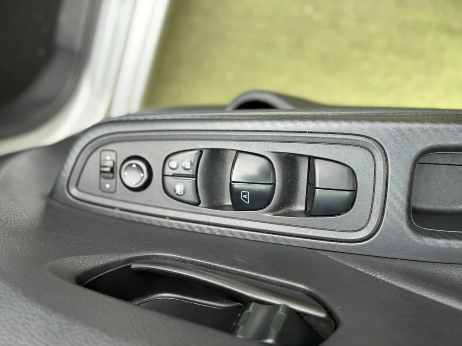 Nissan Versa 2025 - Imagen 19 de 20