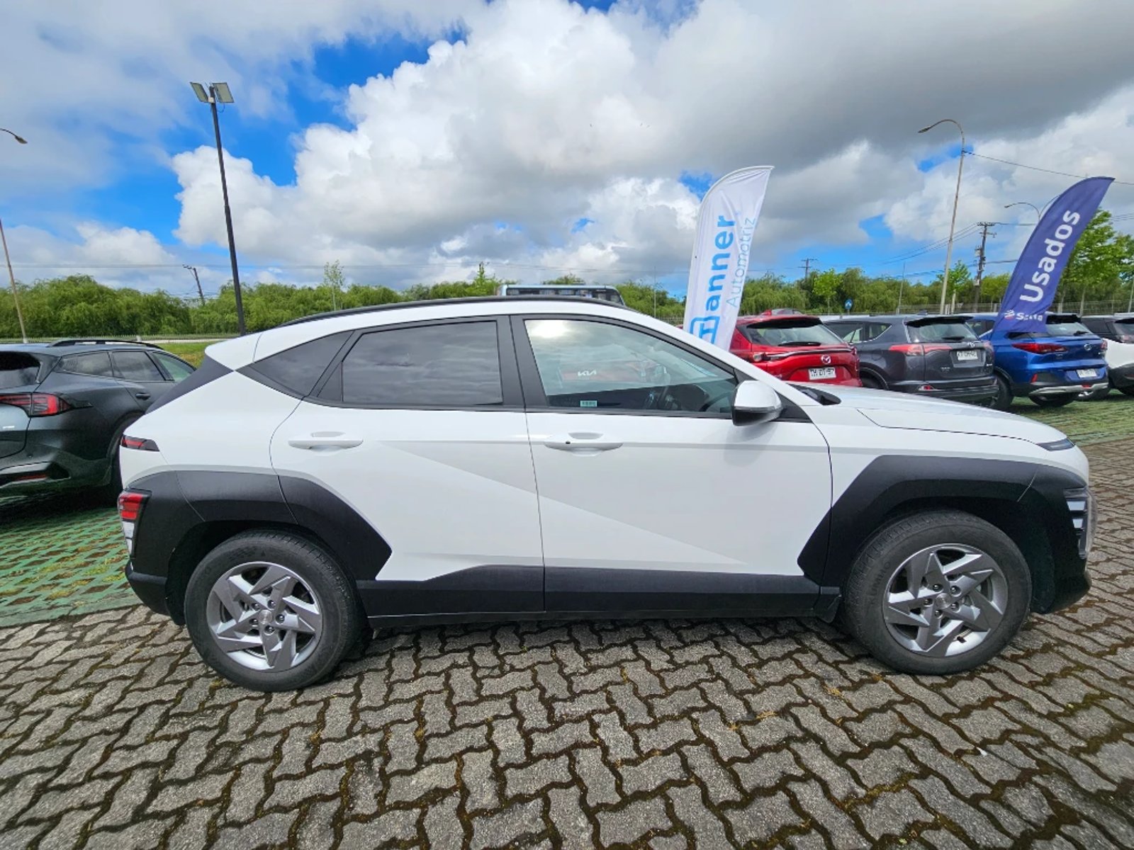 Hyundai Kona 2025 - Foto 4 de 20