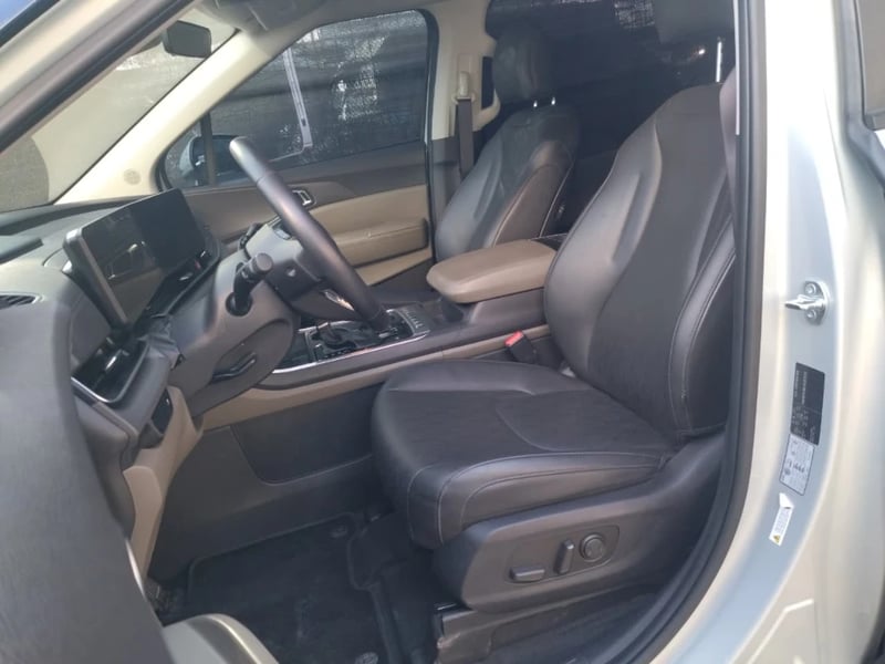 Kia Carnival 2025 - Imagen 13 de 20