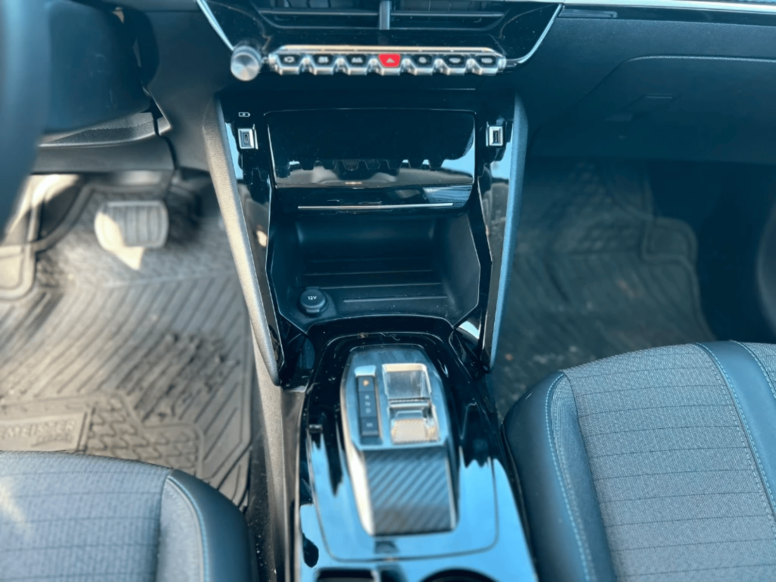 Peugeot 208 2024 - Imagen 16 de 20