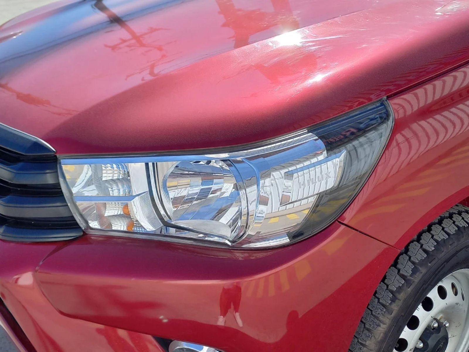 TOYOTA HILUX DCAB MT 4X4 2.4 2024 - Imagen 9 de 20