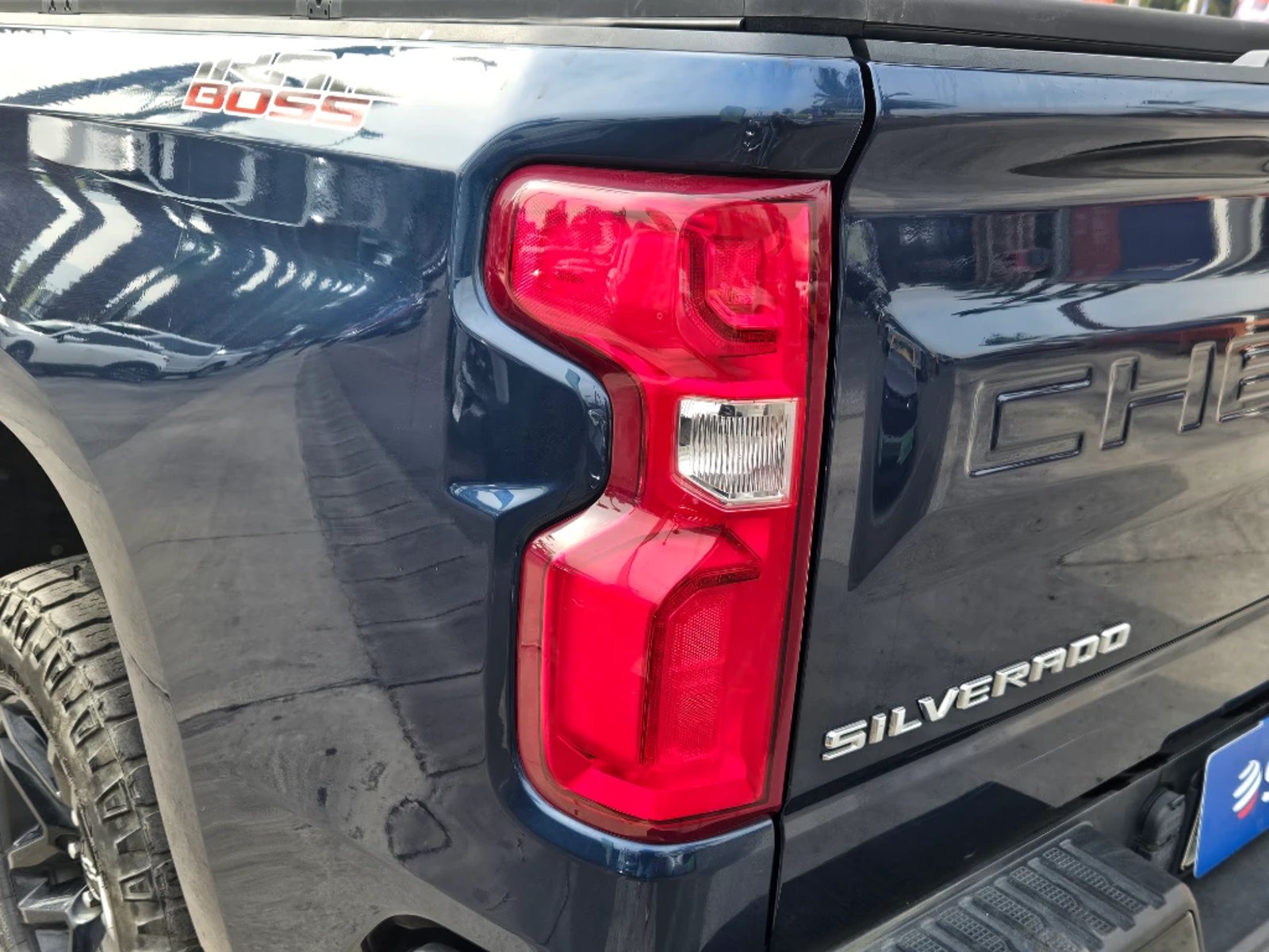 CHEVROLET SILVERADO 5.3 LT TRAILBOSS Z71 4X4 AT 4P 2021 - Imagen 9 de 20