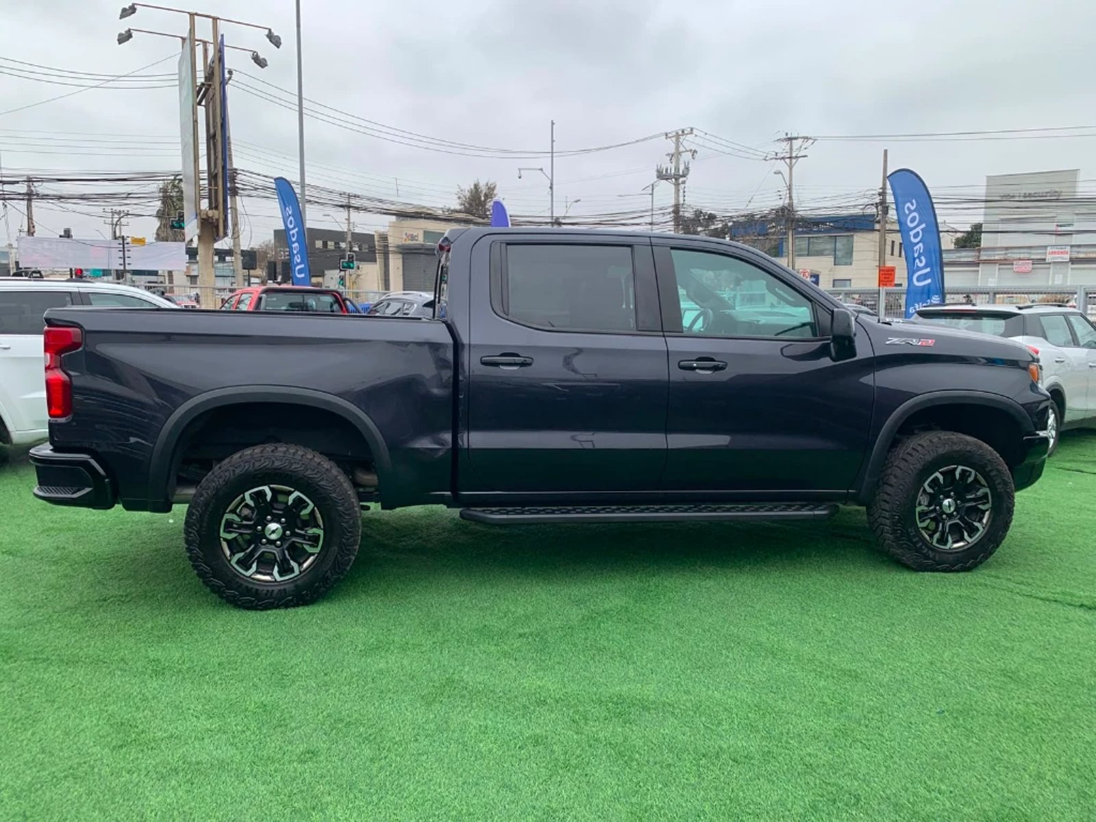 Chevrolet Silverado 2024 - Imagen 4 de 17