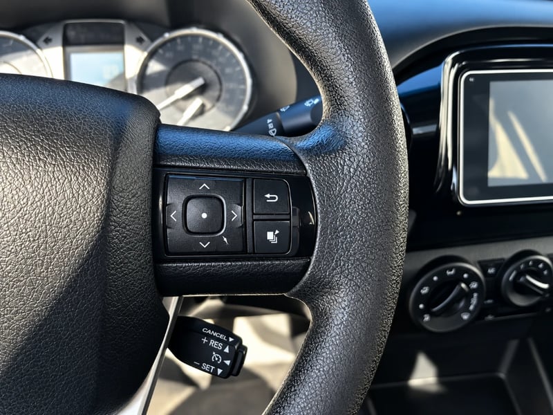 Toyota Hilux 2023 - Imagen 18 de 20