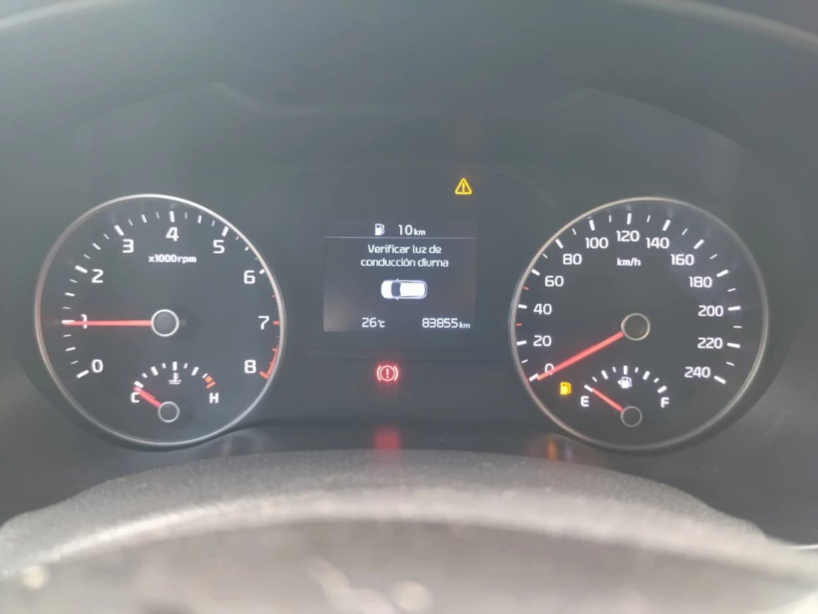 Kia SPORTAGE 2.0 LX 2WD 6MT 5P 2020 - Imagen 11 de 20