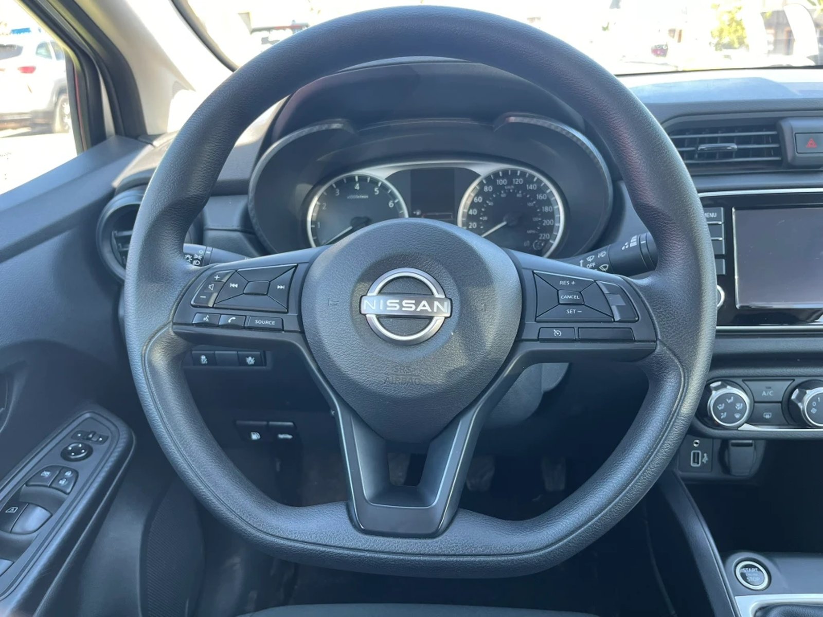 Nissan Versa 2025 - Imagen 14 de 20