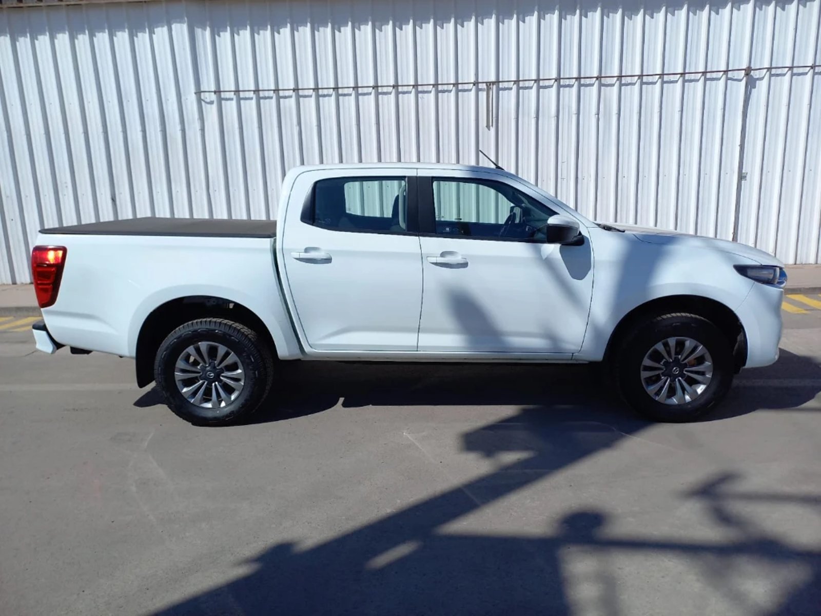 MAZDA BT-50 4X4 3.0 2023 - Imagen 4 de 20