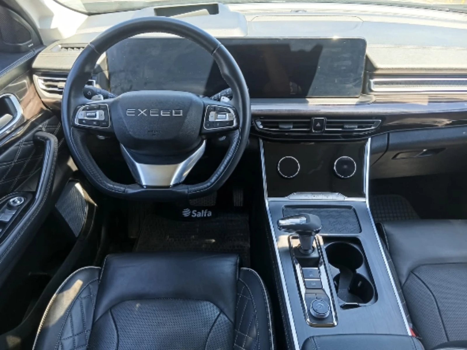 Exeed VX 2.0T UNLIMITED AWD DCT AT 5P 2024 - Imagen 15 de 16