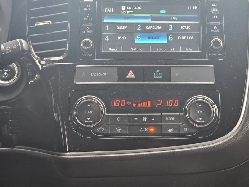 Mitsubishi Outlander 2020 - Imagen 14 de 20