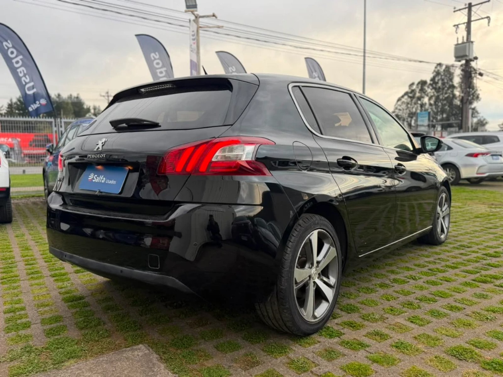 PEUGEOT 308 1.6 FELINE PACK BLUE-HDI DIESEL 4X2 HB AT 5P 2018 - Imagen 5 de 20