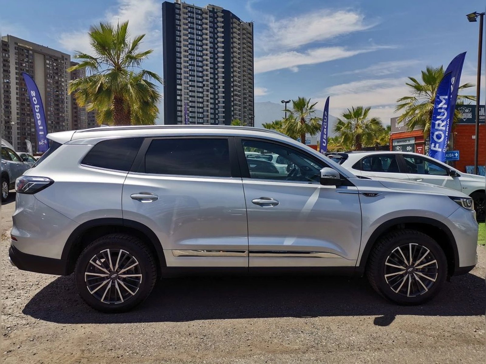 Chery TIGGO 8 PRO 2.0 TGDI GLX PRO MAX AWD AT 5P 2024 - Foto 4 de 20
