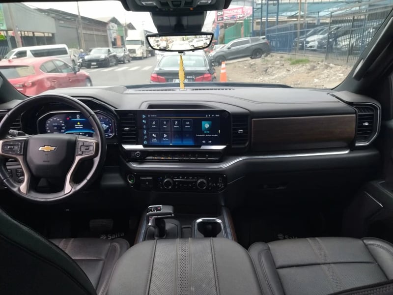 Chevrolet Silverado 2023 - Imagen 8 de 20