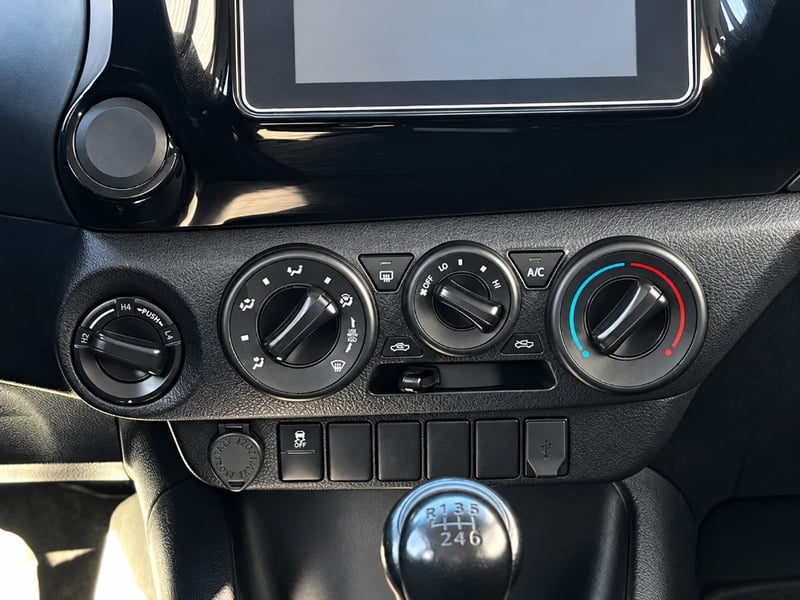 Toyota Hilux 2023 - Imagen 20 de 20