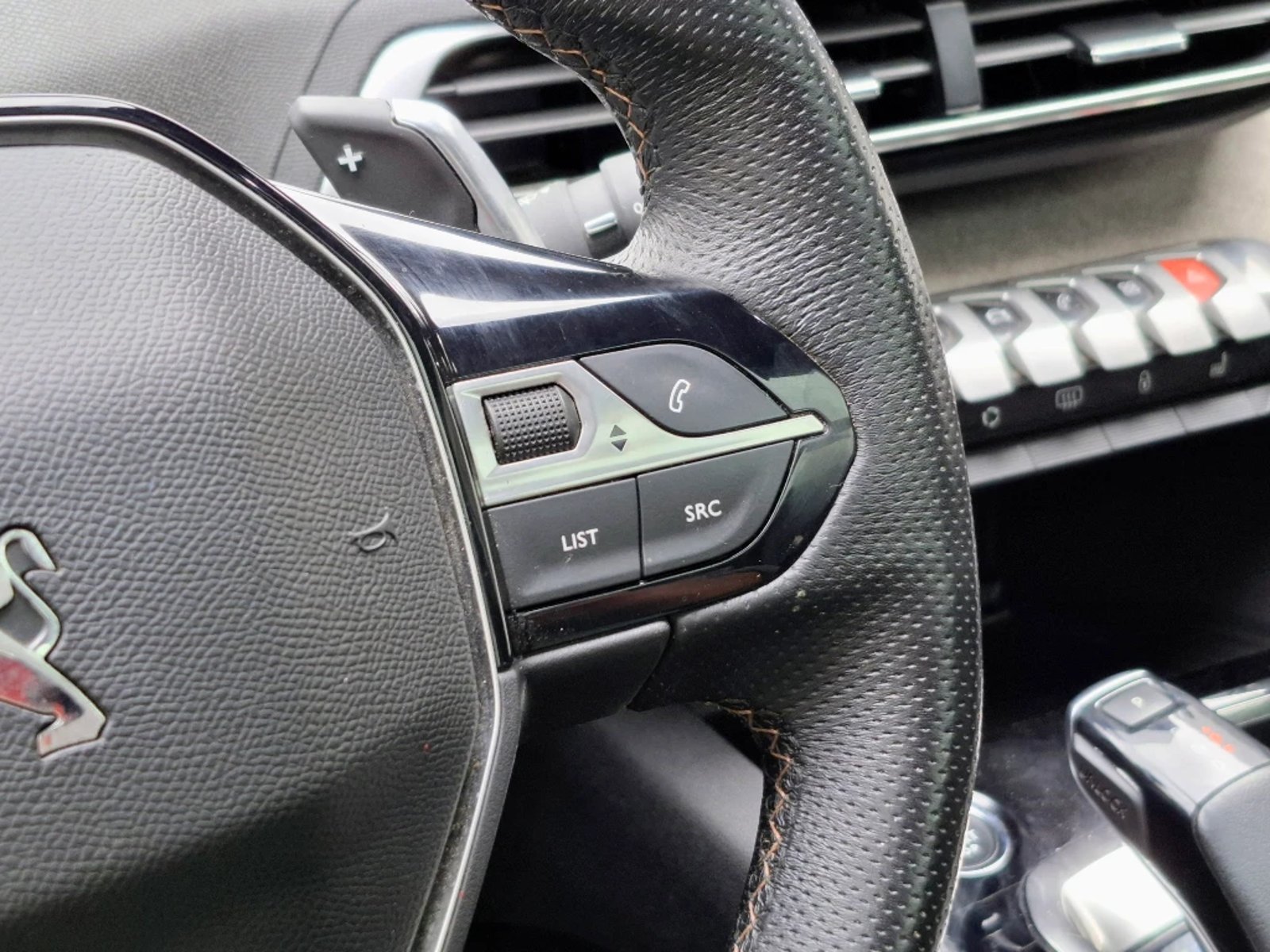 Peugeot 5008 2022 - Imagen 17 de 20