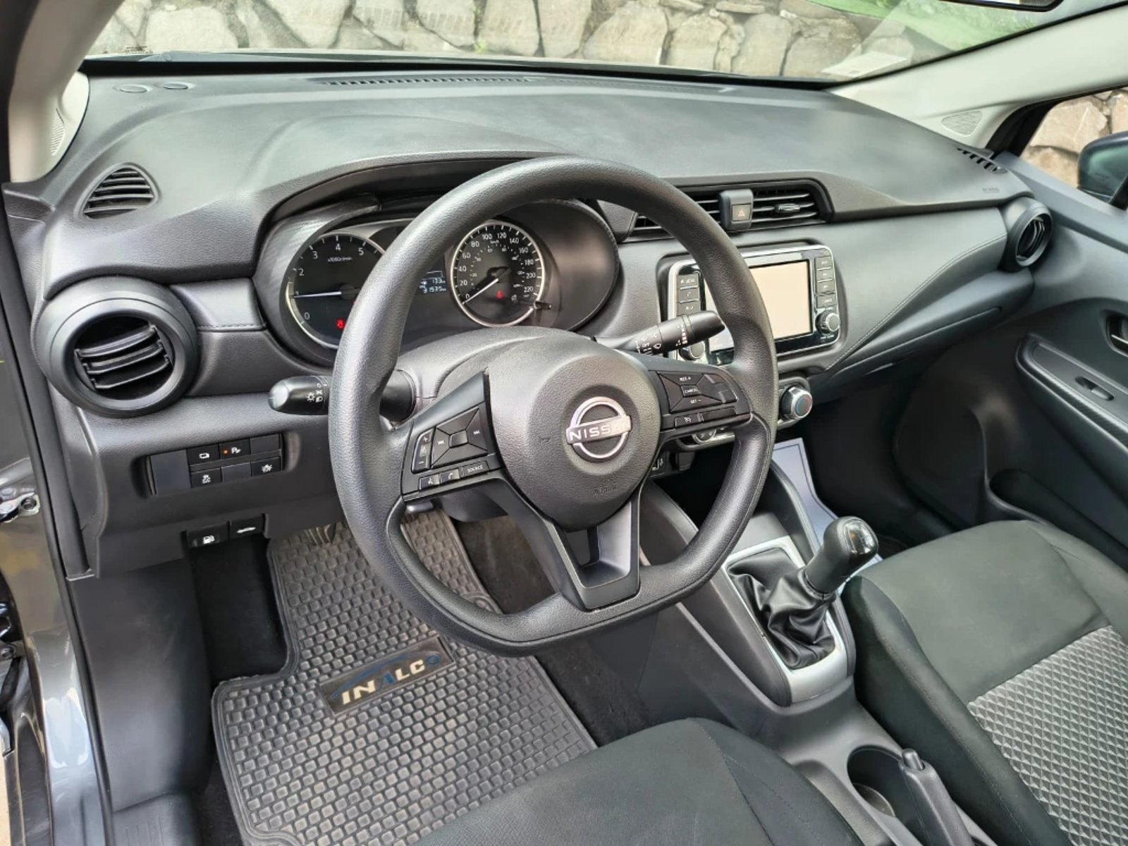 Nissan Versa 2025 - Imagen 12 de 20