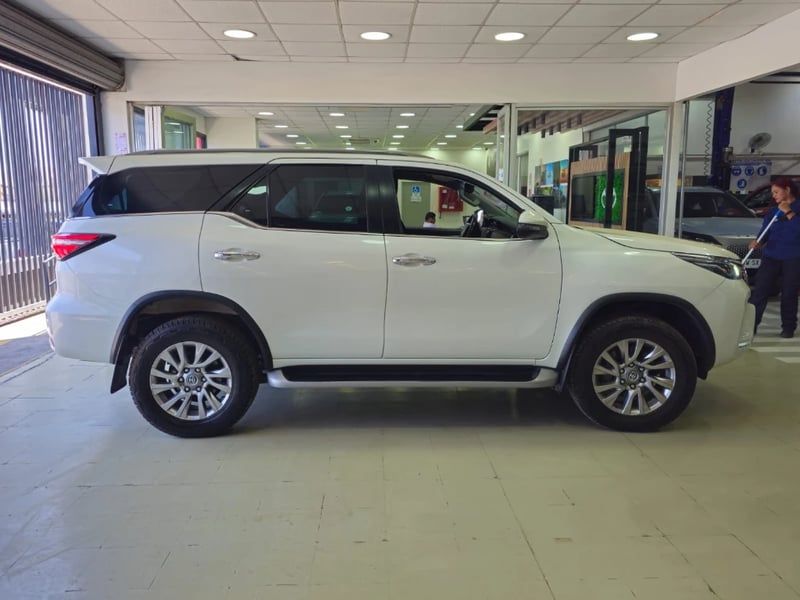 Toyota Fortuner 2021 - Imagen 4 de 20