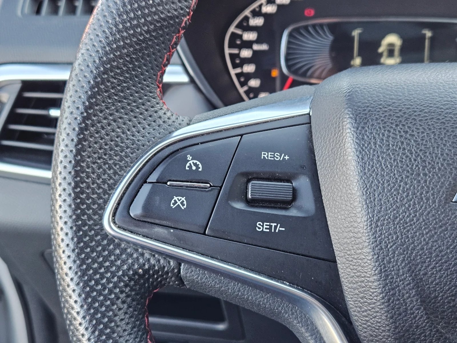 Chevrolet GROOVE 1.5 PREMIER 4X2 MT 5P 2023 - Imagen 19 de 20