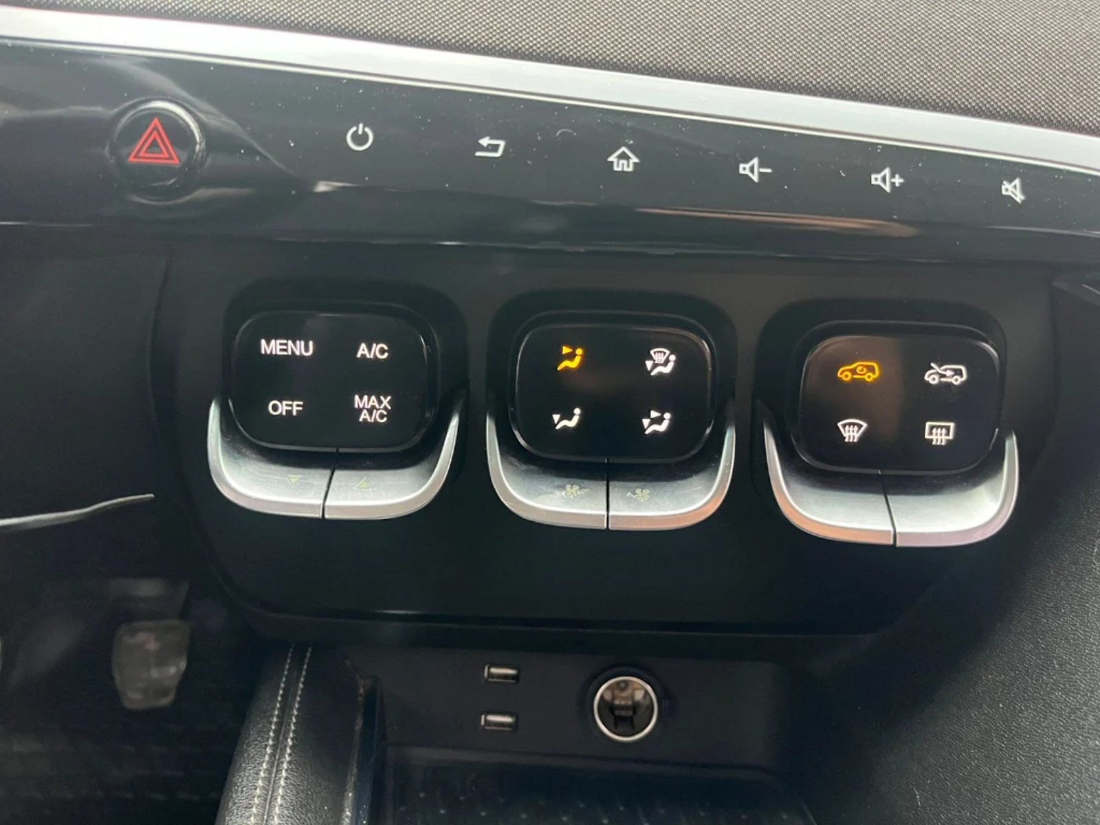 BAIC X35 1.5 LUXURY FL 4X2 MT 5P 2021 - Imagen 13 de 20