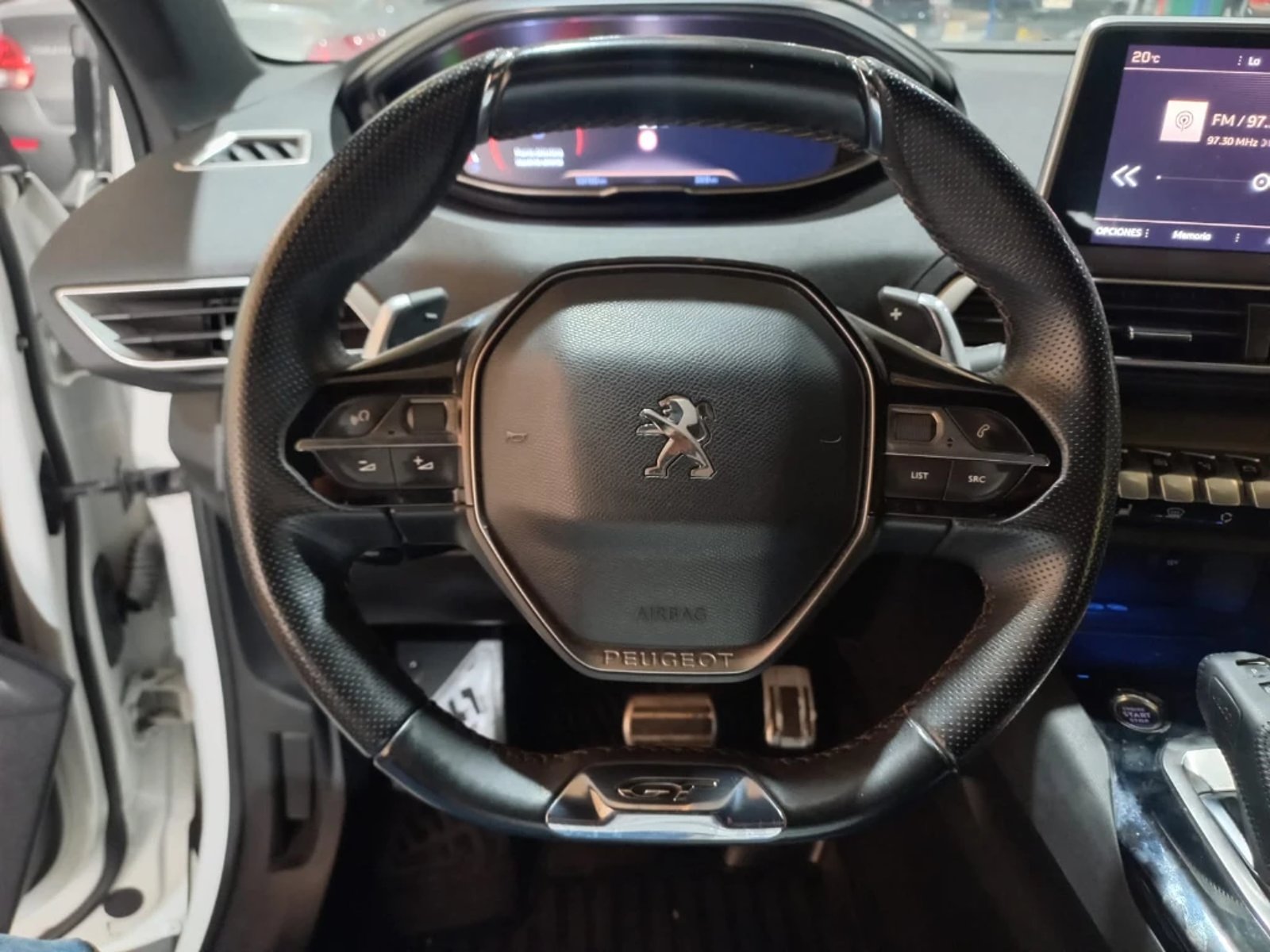 Peugeot 3008 2019 - Imagen 19 de 20