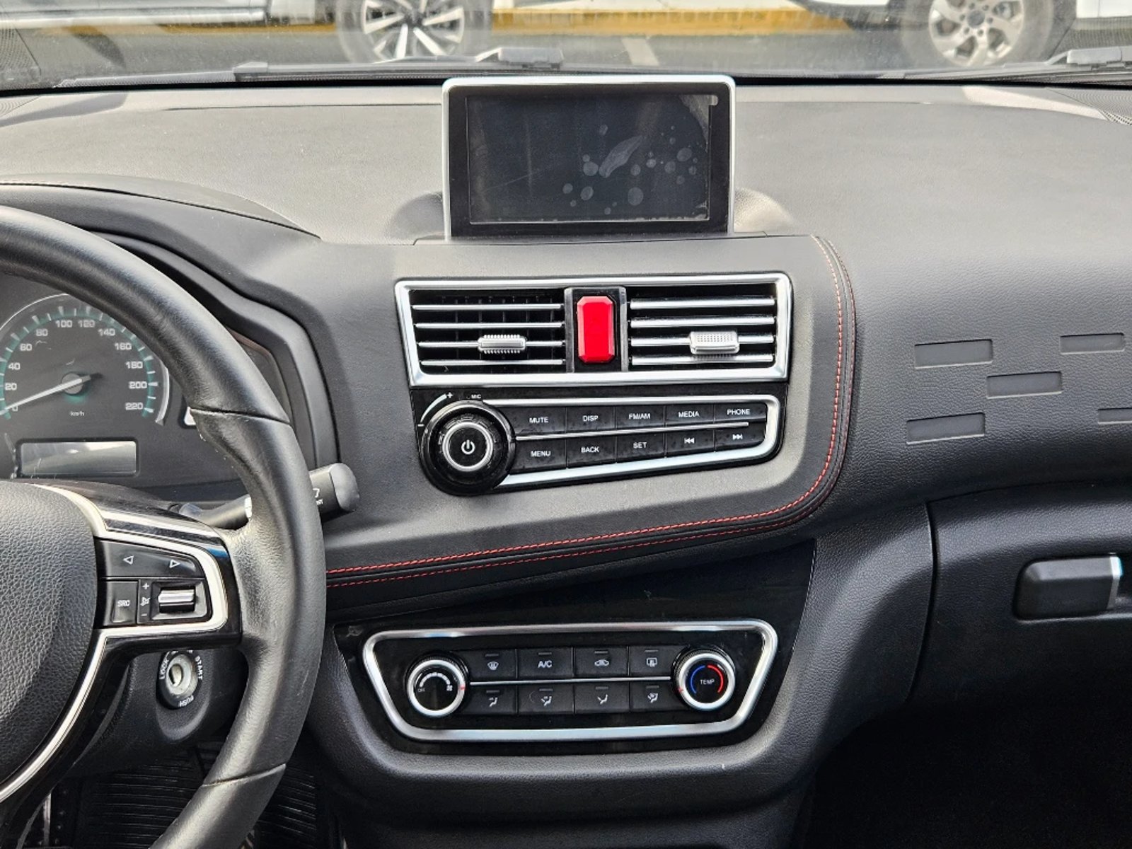 JAC S1 2019 - Imagen 16 de 20