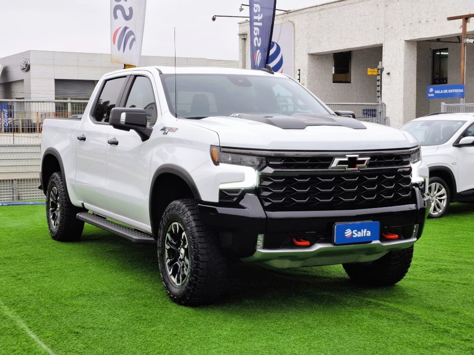 Chevrolet SILVERADO 6.2 ZR2 R 4X4 AT 4P 2025 - Foto 3 de 20