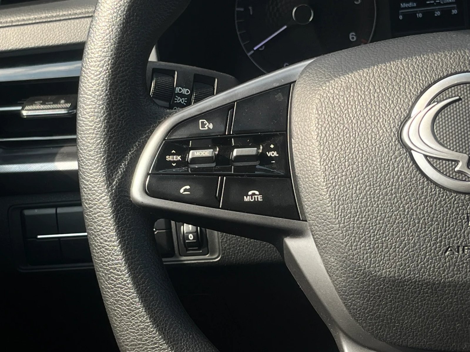 SsangYong Grand musso 2025 - Imagen 15 de 20