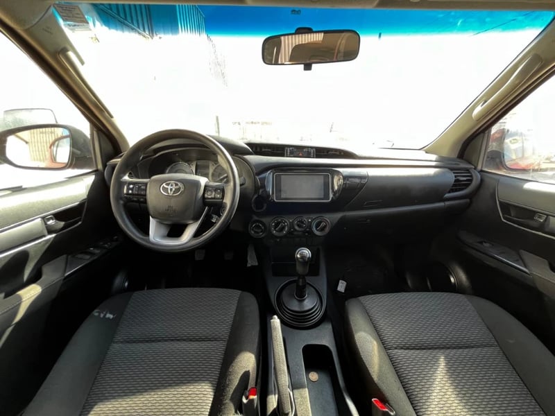 Toyota Hilux 2023 - Imagen 11 de 20