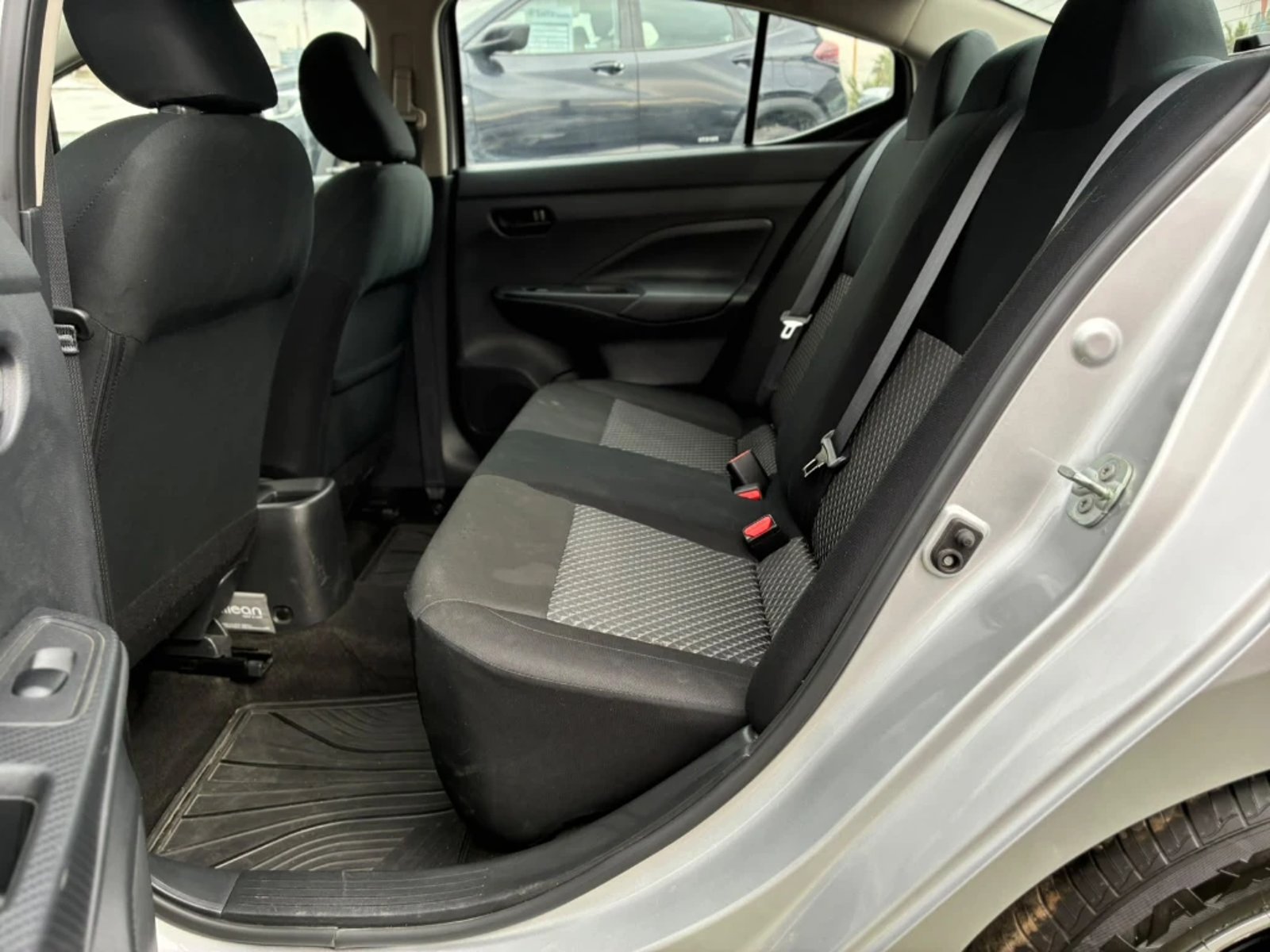Nissan Versa 2025 - Imagen 20 de 20