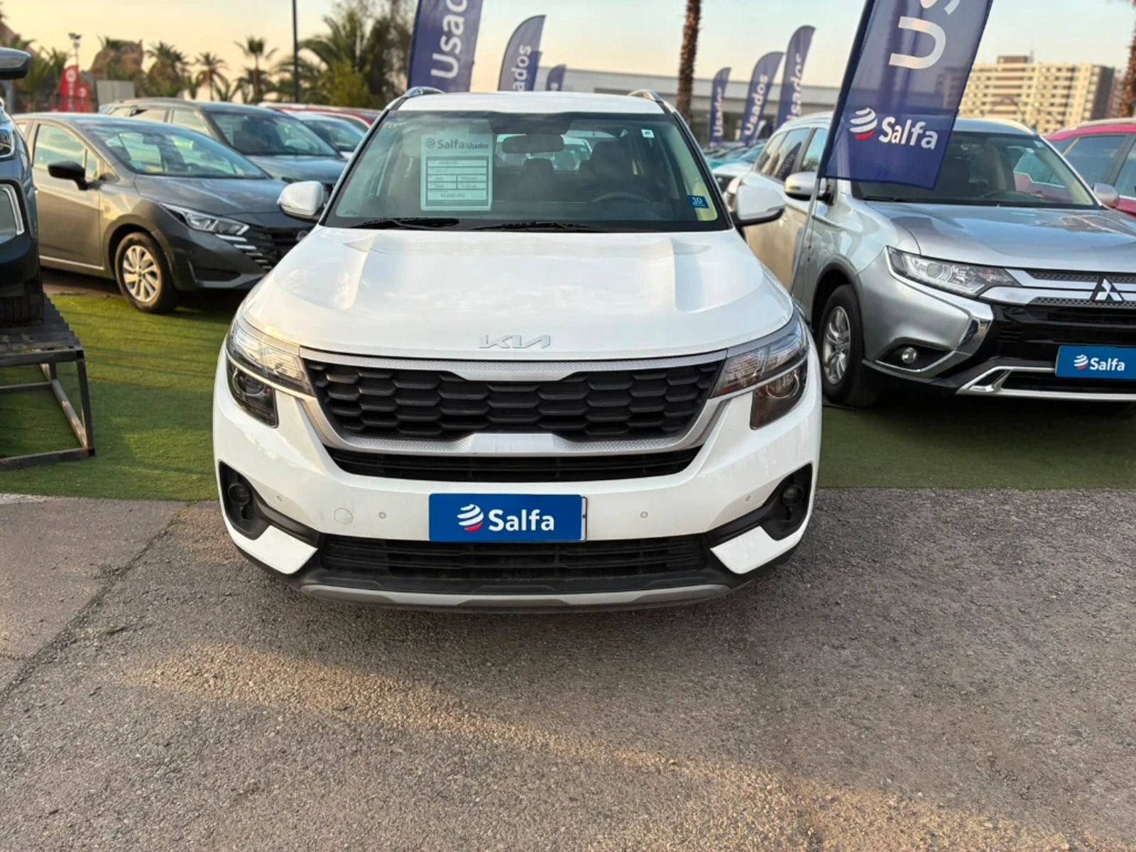 Kia Seltos 2023 - Foto 2 de 20