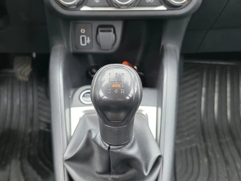 Nissan Versa 2025 - Imagen 20 de 20
