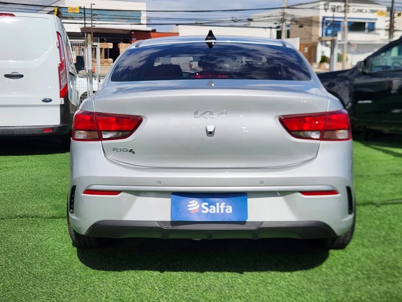 Kia Rio 4 2024 - Imagen 6 de 20