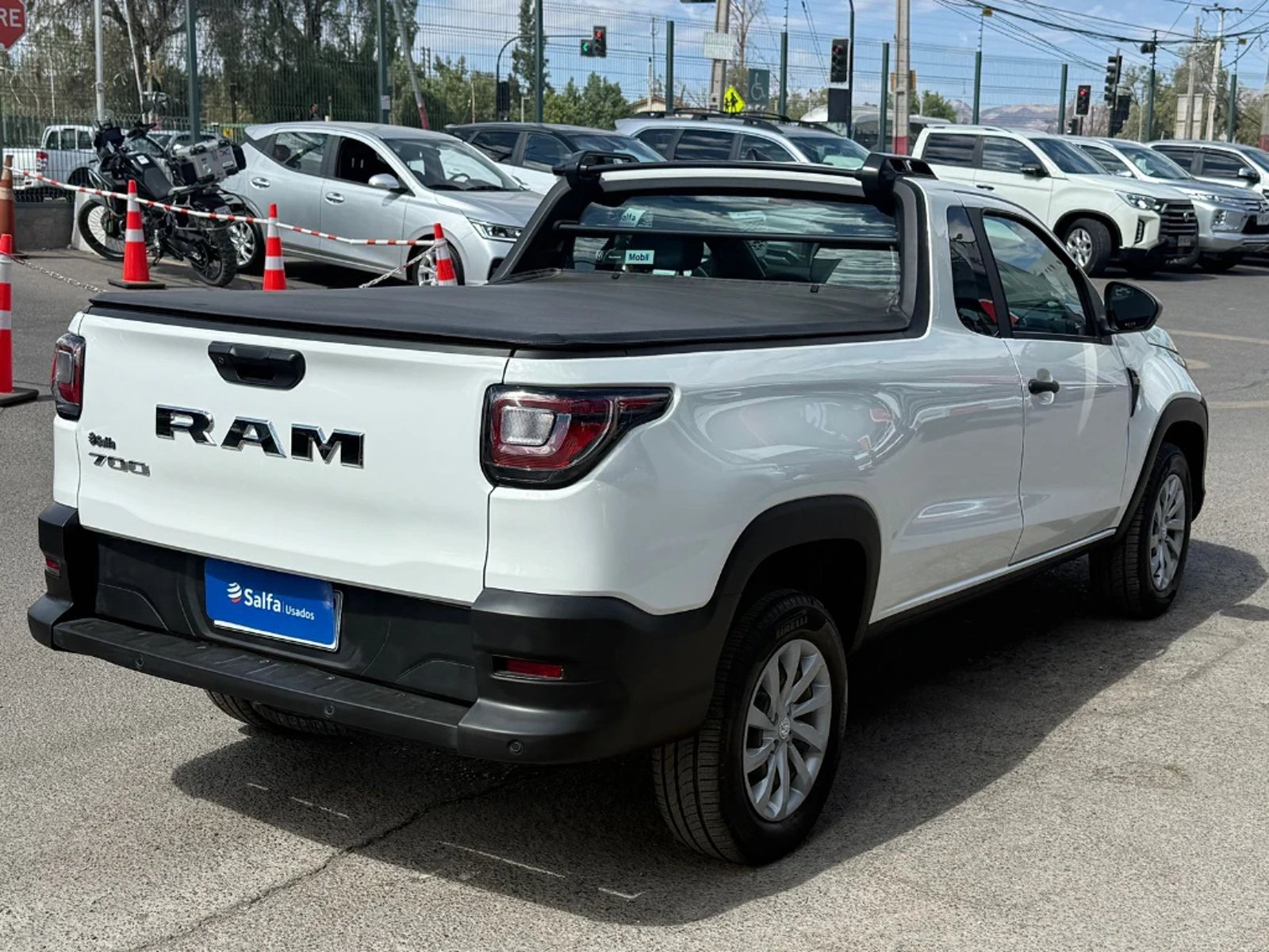 RAM 700 1.3 SLT 4X2 CAB. SIM. MT 2P 2026 - Imagen 4 de 20