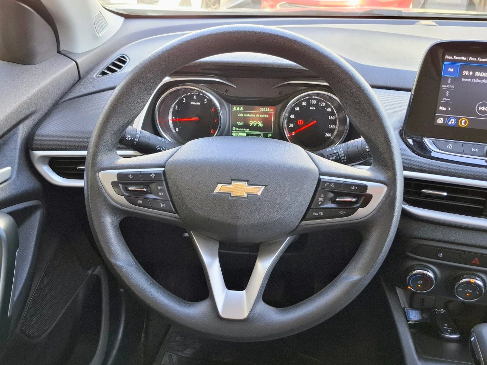 Chevrolet TRACKER 1.2T LTZ R 4X2 AT 5P 2025 - Imagen 14 de 20