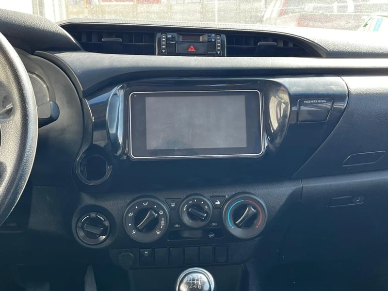 Toyota Hilux 2023 - Imagen 16 de 20
