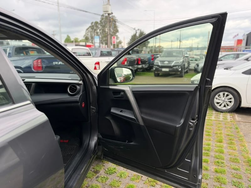 Toyota Rav4 2017 - Imagen 18 de 20