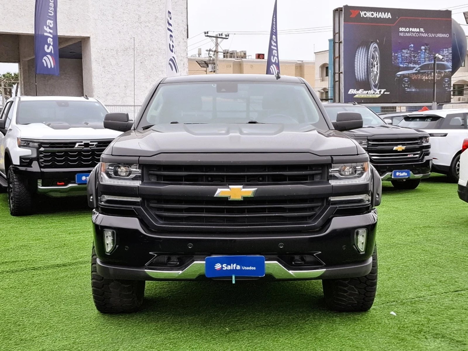 Chevrolet Silverado 2018 - Foto 2 de 20