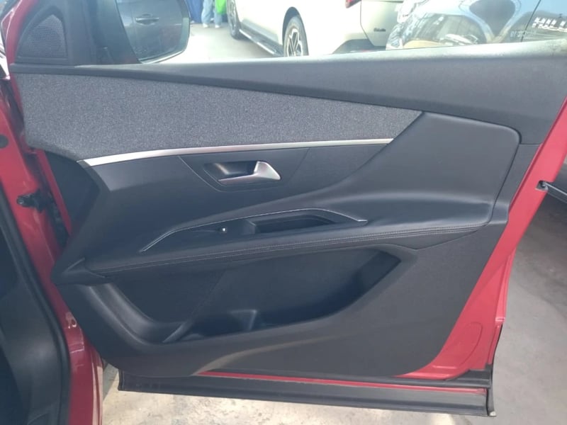 Peugeot 3008 2018 - Imagen 16 de 20