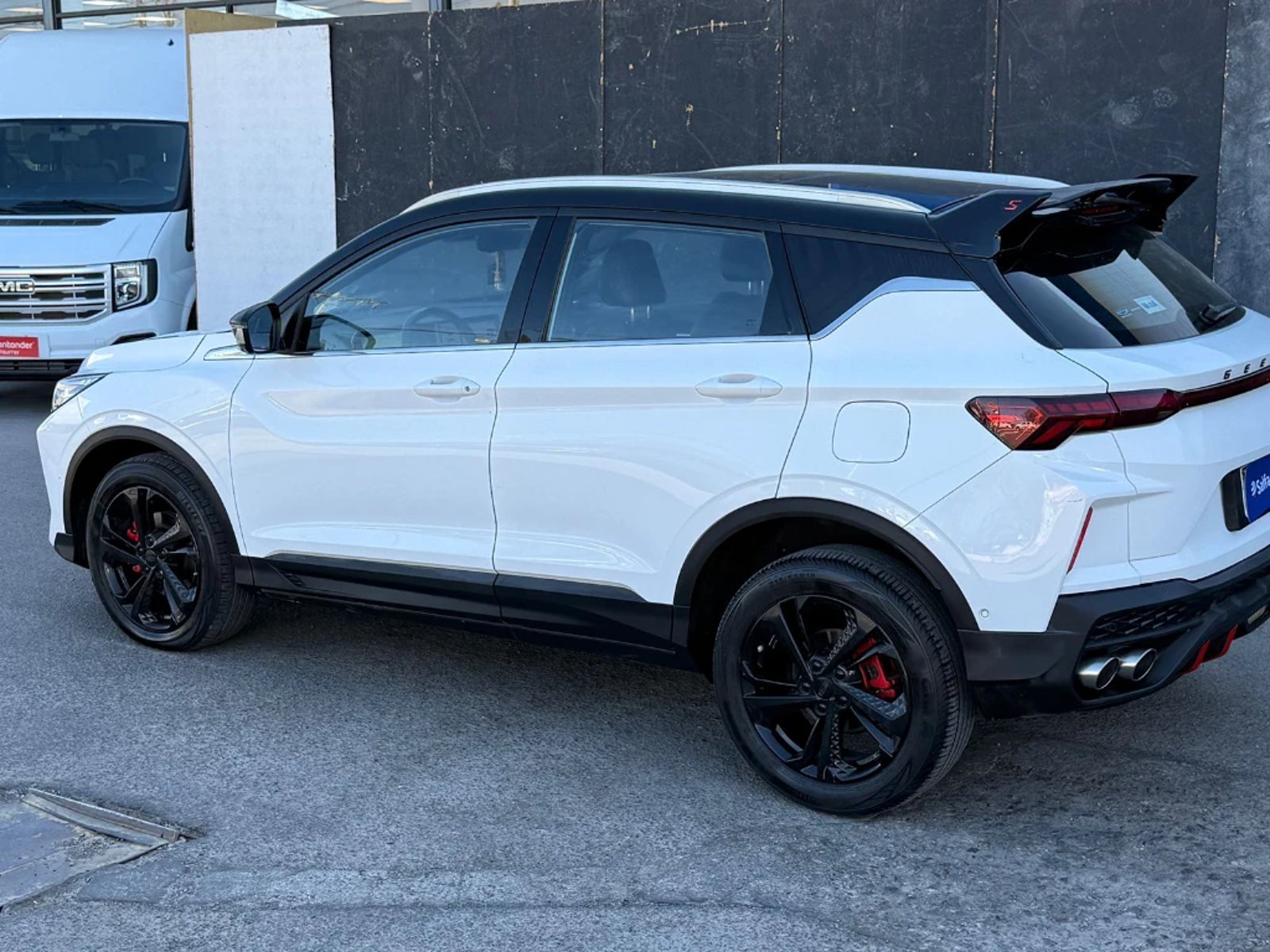 Geely COOLRAY 1.5 SPORT PLUS 4X2 AT 5P 2024 - Foto 4 de 20