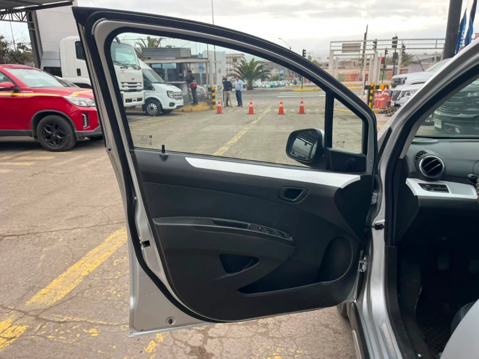 CHEVROLET SPARK 1.2 ACTIV 4X2 MT 5P 2021 - Imagen 16 de 20