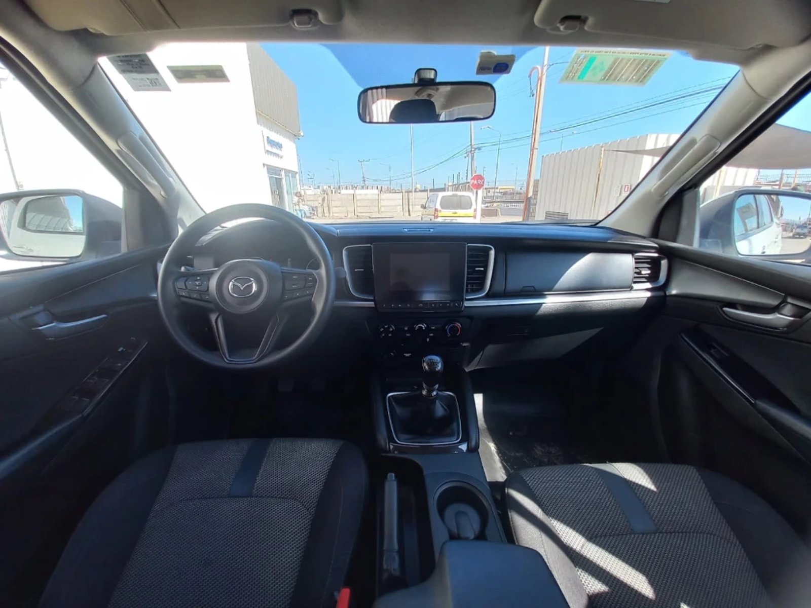 MAZDA BT-50 4X4 3.0 2023 - Imagen 16 de 20