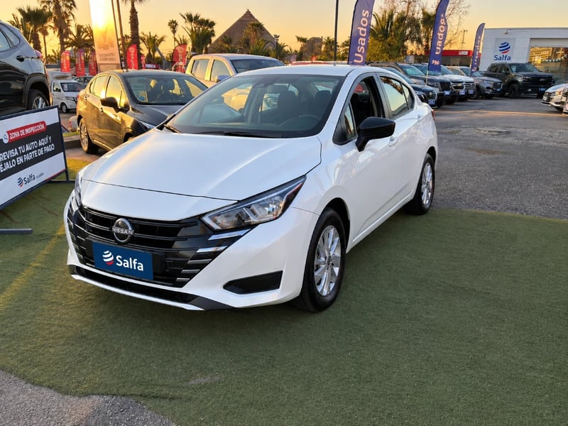 Nissan Versa 2025