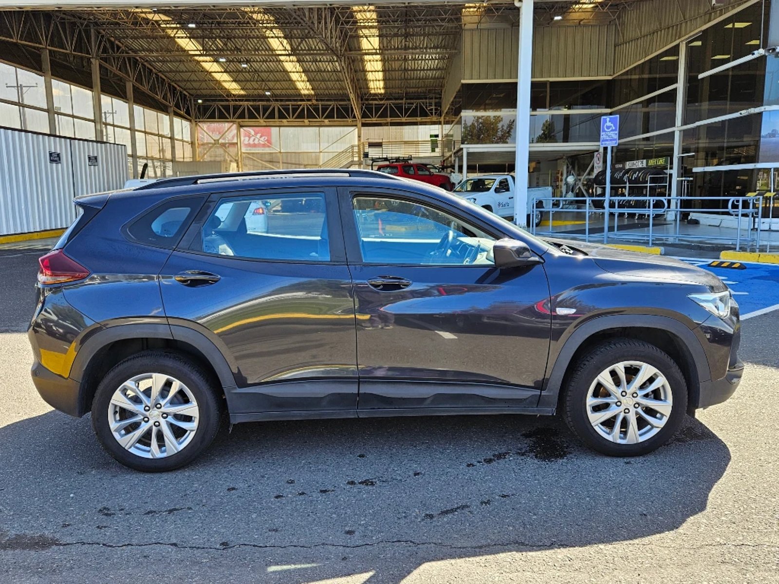 Chevrolet TRACKER 1.2T LTZ R 4X2 AT 5P 2025 - Foto 4 de 20