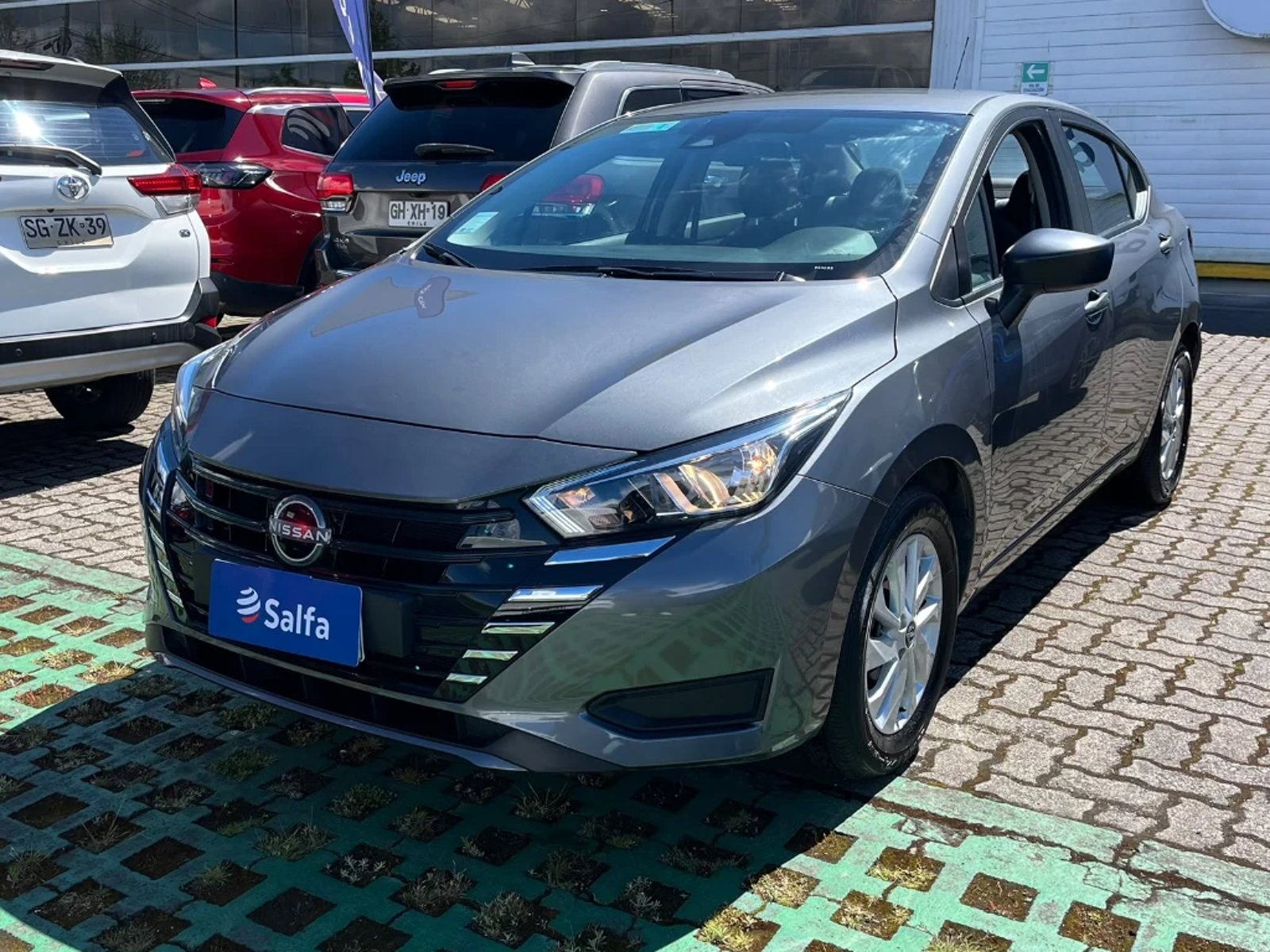 Nissan Versa 2025