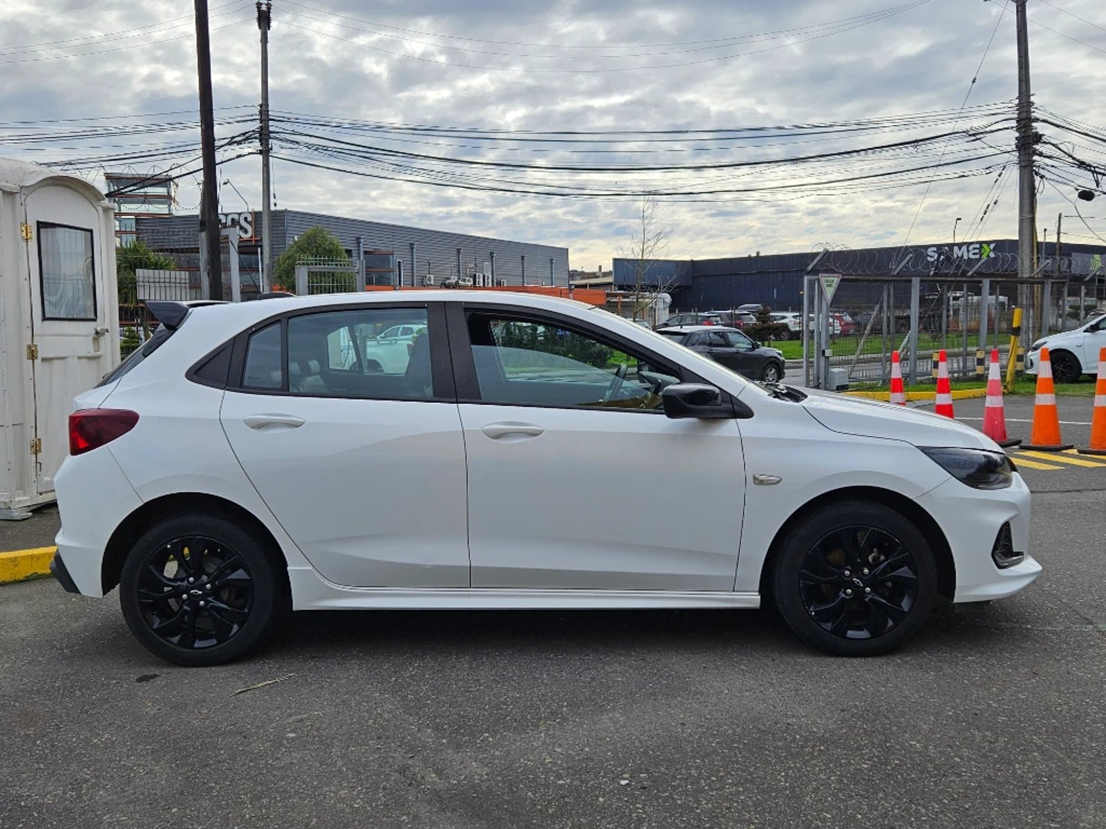 Chevrolet Onix 2024 - Imagen 4 de 20