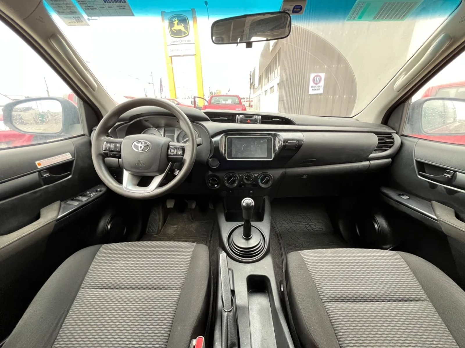 Toyota Hilux 2024 - Imagen 12 de 20