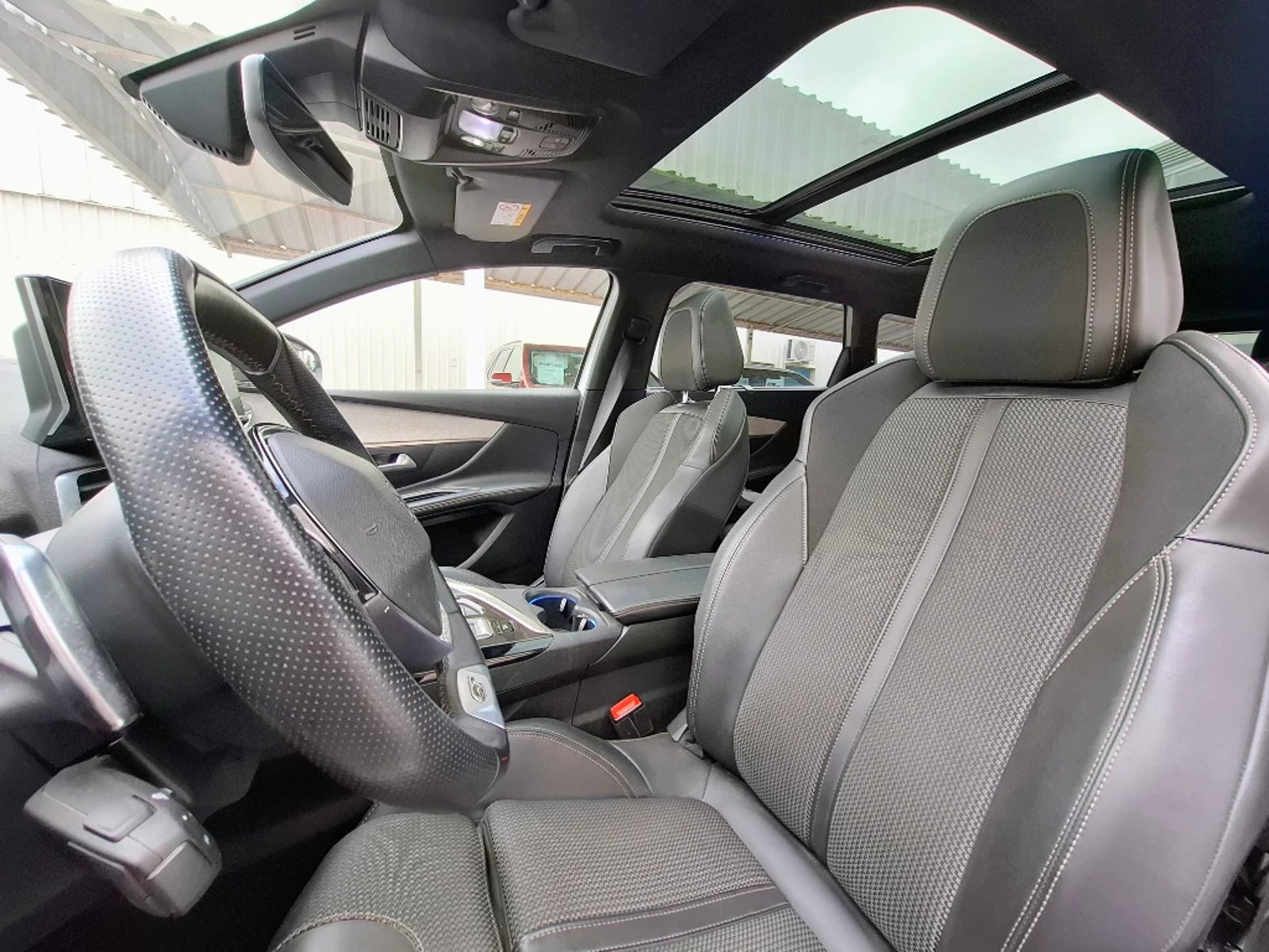Peugeot 5008 2022 - Imagen 10 de 20