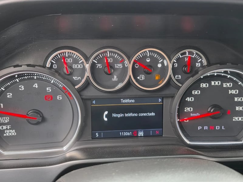 Chevrolet Silverado 2021 - Imagen 16 de 20